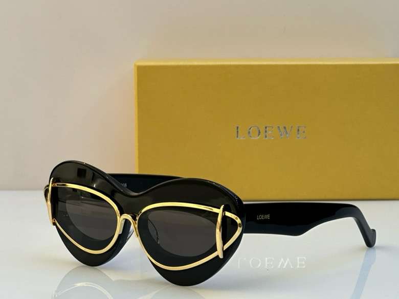 Picture of Loewe Sunglasses _SKUfw55484582fw